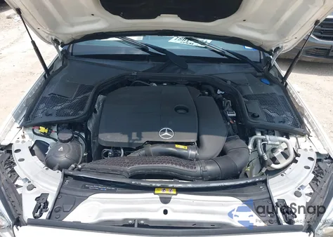 2019 Mercedes-Benz C 300 from USA, damaged, VIN 55SWF8DB7KU319255